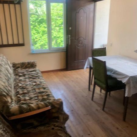L&A Guest House Горис Экстерьер фото